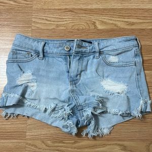 Hollister distressed denim low rise short short
